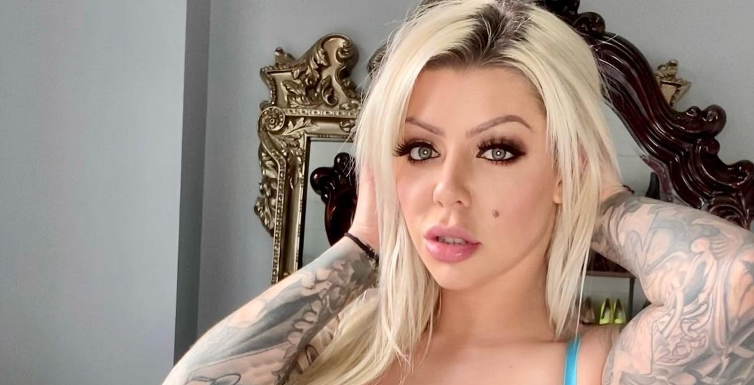 Karma Rx 20 Hottest Photo, Karma Rx 20 Sexy Photoshoot Karma Rx 19 Hottest Photo, Karma Rx 19 Sexiest Pictures
