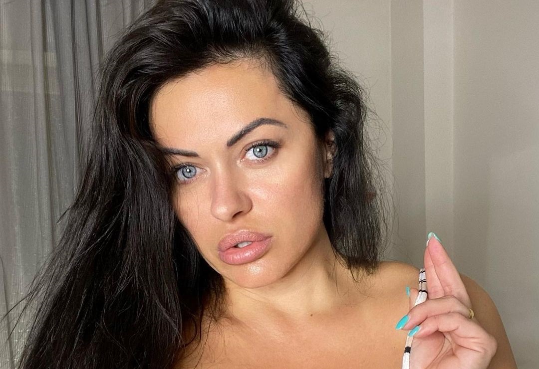 Ramona Gabriel 14 Hottest Photo, Ramona Gabriel 14 Sexy Photoshoot Ramona Gabriel 13 Hottest Photo, Ramona Gabriel 13 Sexiest Pictures