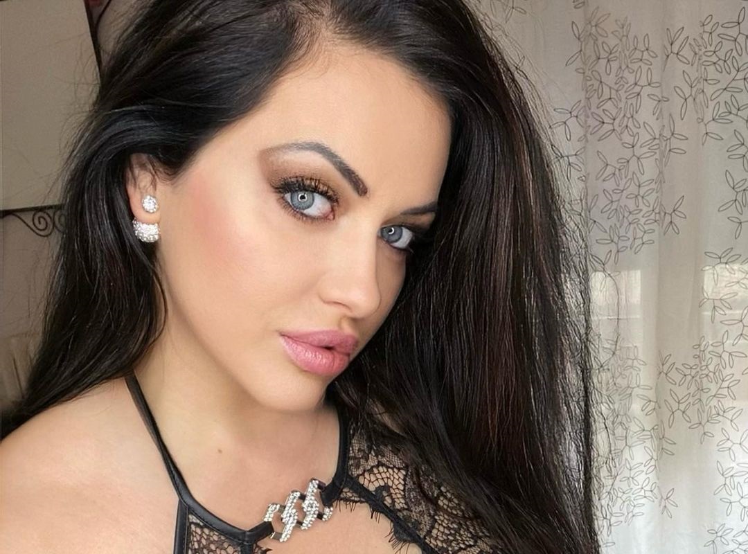 Ramona Gabriel 12 Hottest Photo, Ramona Gabriel 12 Sexy Photoshoot Ramona Gabriel 11 Hottest Photo, Ramona Gabriel 11 Sexiest Pictures