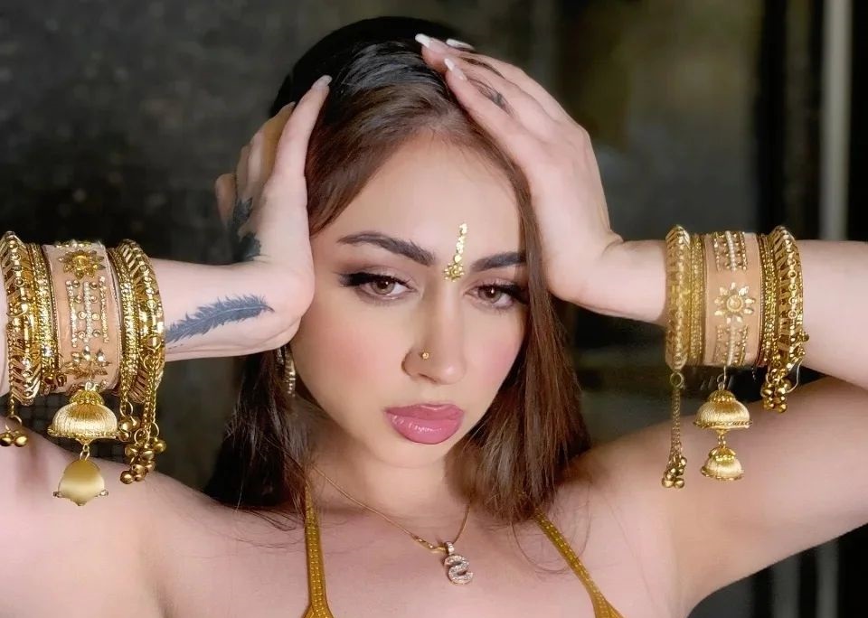 Ms Sethi 16 Hottest Photo, Ms Sethi 16 Sexy Photoshoot Ms Sethi 15 Hottest Photo, Ms Sethi 15 Sexiest Pictures