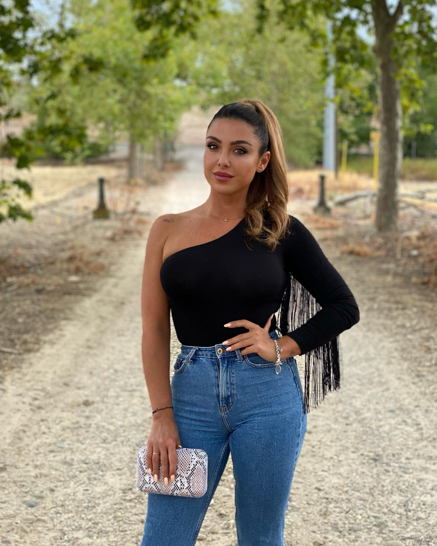 Teresa Nabri 24 Hottest Photo, Teresa Nabri 24 Sexy Photoshoot Teresa Nabri 23 Hottest Photo, Teresa Nabri 23 Sexiest Pictures