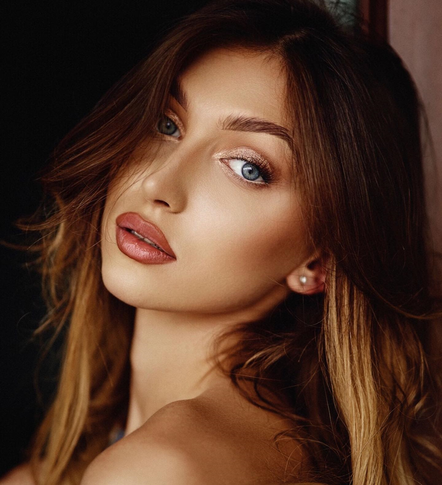 Weronika Karczewska 32 Hottest Photo, Weronika Karczewska 32 Sexy Photoshoot Weronika Karczewska 31 Hottest Photo, Weronika Karczewska 31 Sexiest Pictures