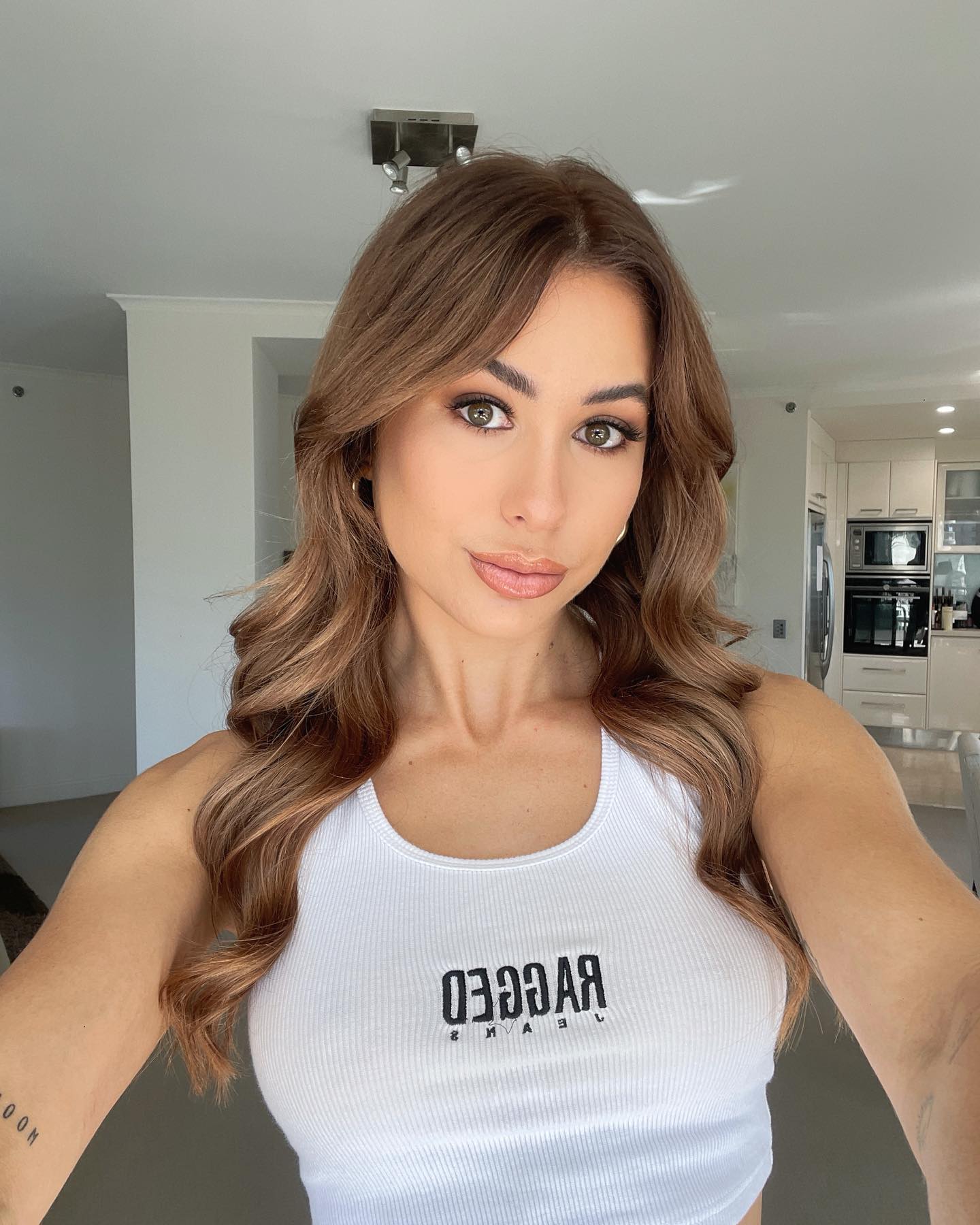 Skye Moody 30 Hottest Photo, Skye Moody 30 Sexy Photoshoot Skye Moody 29 Hottest Photo, Skye Moody 29 Sexiest Pictures