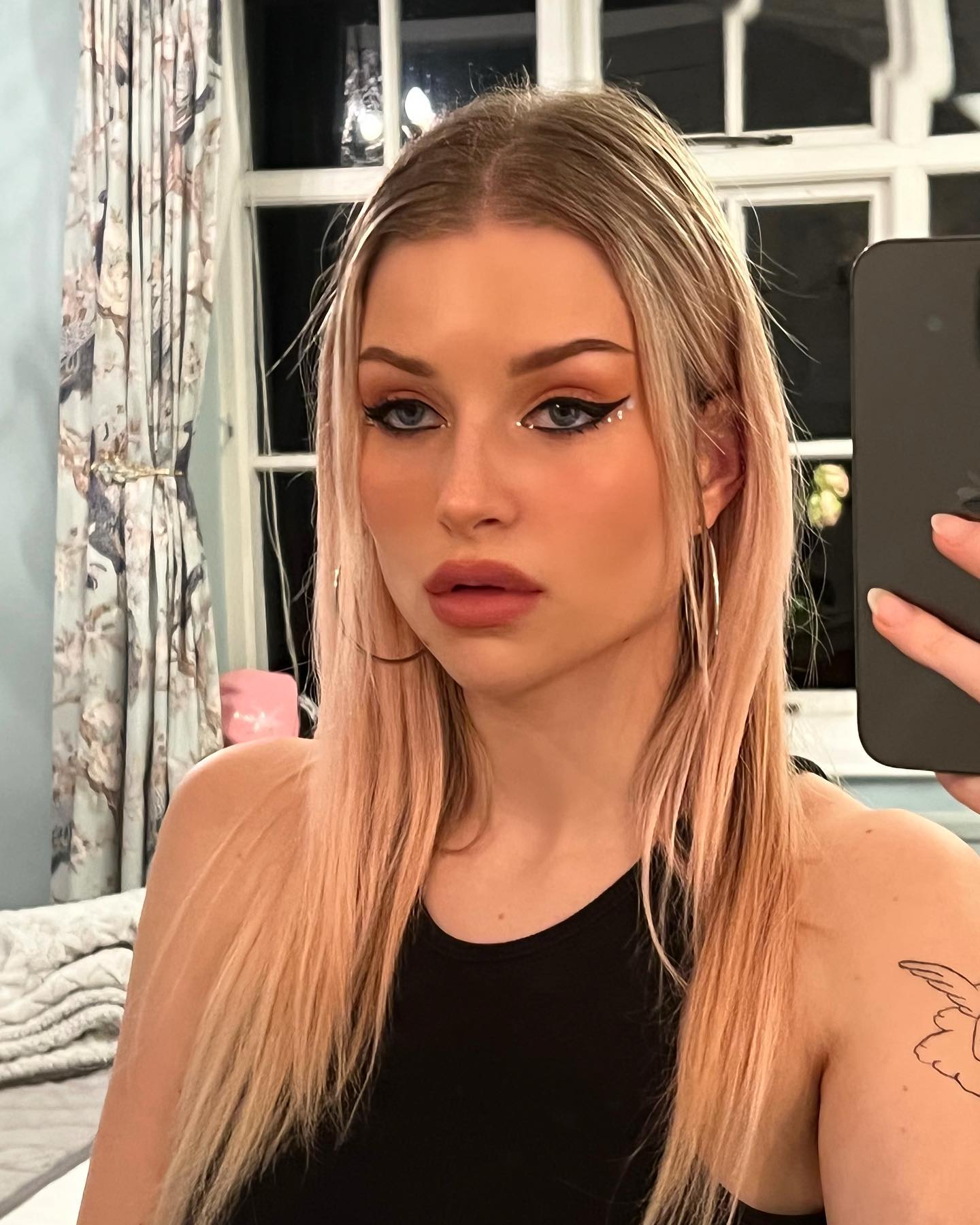 Lottie Moss 18 Hottest Photo, Lottie Moss 18 Sexy Photoshoot Lottie Moss 17 Hottest Photo, Lottie Moss 17 Sexiest Pictures