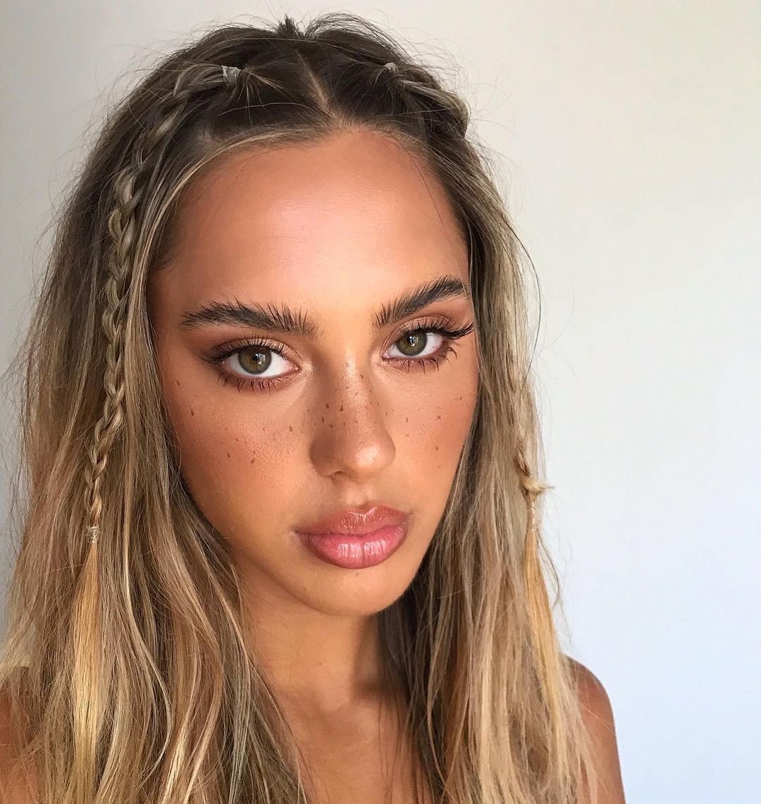 Mikayla Menin 32 Hottest Photo, Mikayla Menin 32 Sexy Photoshoot Mikayla Menin 31 Hottest Photo, Mikayla Menin 31 Sexiest Pictures