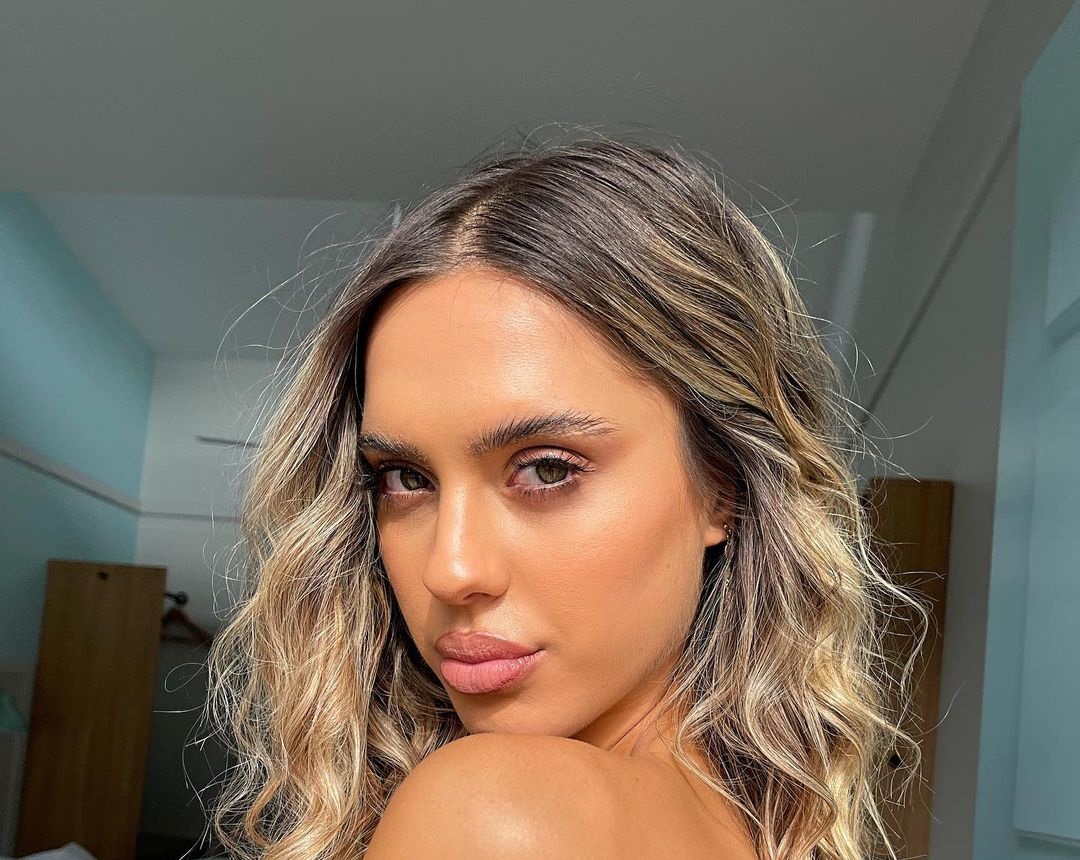 Mikayla Menin 38 Hottest Photo, Mikayla Menin 38 Sexy Photoshoot Mikayla Menin 37 Hottest Photo, Mikayla Menin 37 Sexiest Pictures