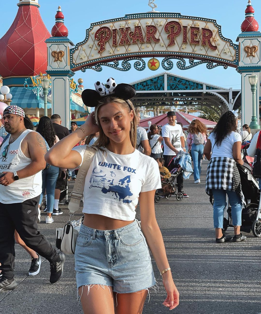 Mikayla Menin 28 Hottest Photo, Mikayla Menin 28 Sexy Photoshoot Mikayla Menin 27 Hottest Photo, Mikayla Menin 27 Sexiest Pictures