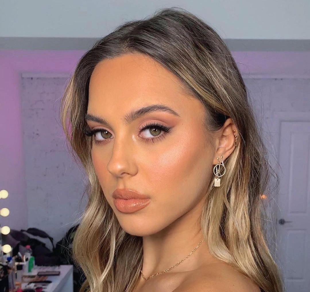 Mikayla Menin 42 Hottest Photo, Mikayla Menin 42 Sexy Photoshoot Mikayla Menin 41 Hottest Photo, Mikayla Menin 41 Sexiest Pictures