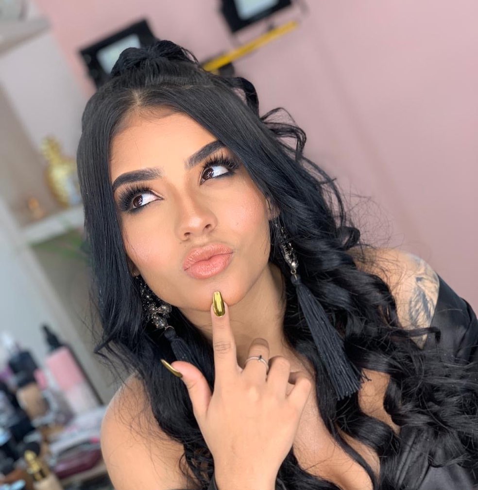 Lauu Gonzales 40 Hottest Photo, Lauu Gonzales 40 Sexy Photoshoot Lauu Gonzales 39 Hottest Photo, Lauu Gonzales 39 Sexiest Pictures