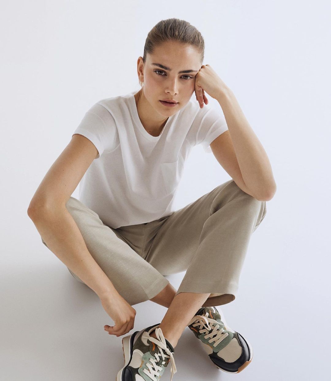 Romy Schonberger 26 Hottest Photo, Romy Schonberger 26 Sexy Photoshoot Romy Schonberger 25 Hottest Photo, Romy Schonberger 25 Sexiest Pictures