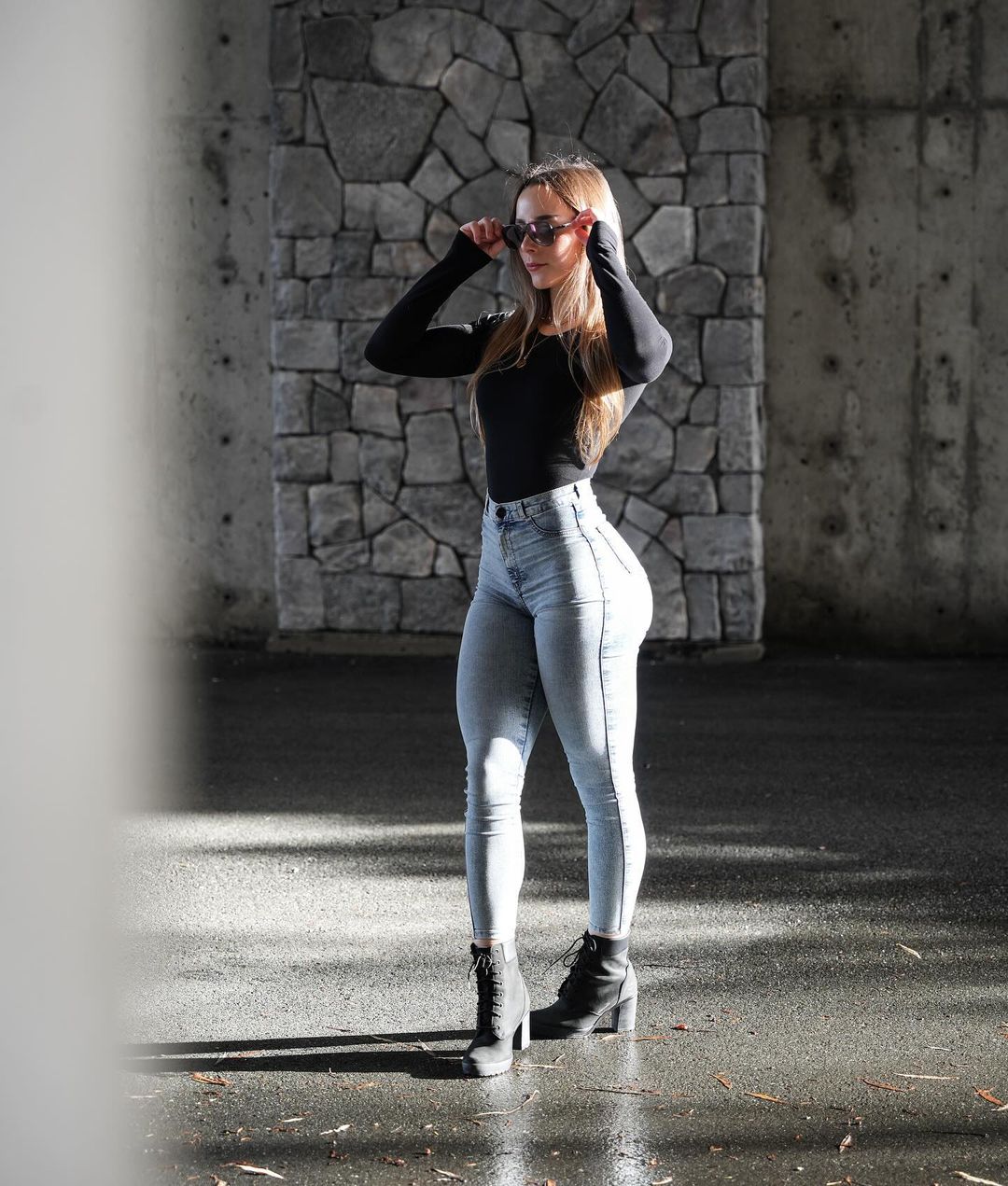 Meelah Robbins 14 Hottest Photo, Meelah Robbins 14 Sexy Photoshoot Meelah Robbins 13 Hottest Photo, Meelah Robbins 13 Sexiest Pictures