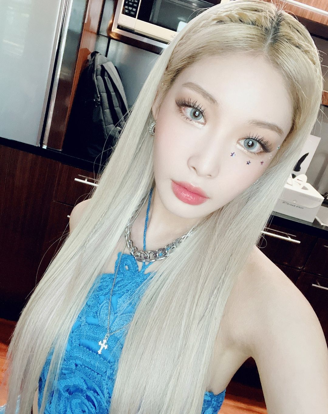 Kim Chung-Ha 18 Hottest Photo, Kim Chung-Ha 18 Sexy Photoshoot Kim Chung-Ha 17 Hottest Photo, Kim Chung-Ha 17 Sexiest Pictures