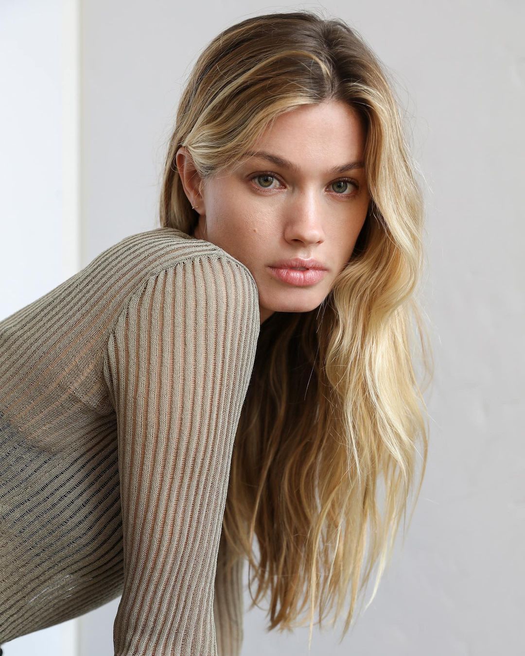 Maggie Rawlins 14 Hottest Photo, Maggie Rawlins 14 Sexy Photoshoot Maggie Rawlins 13 Hottest Photo, Maggie Rawlins 13 Sexiest Pictures