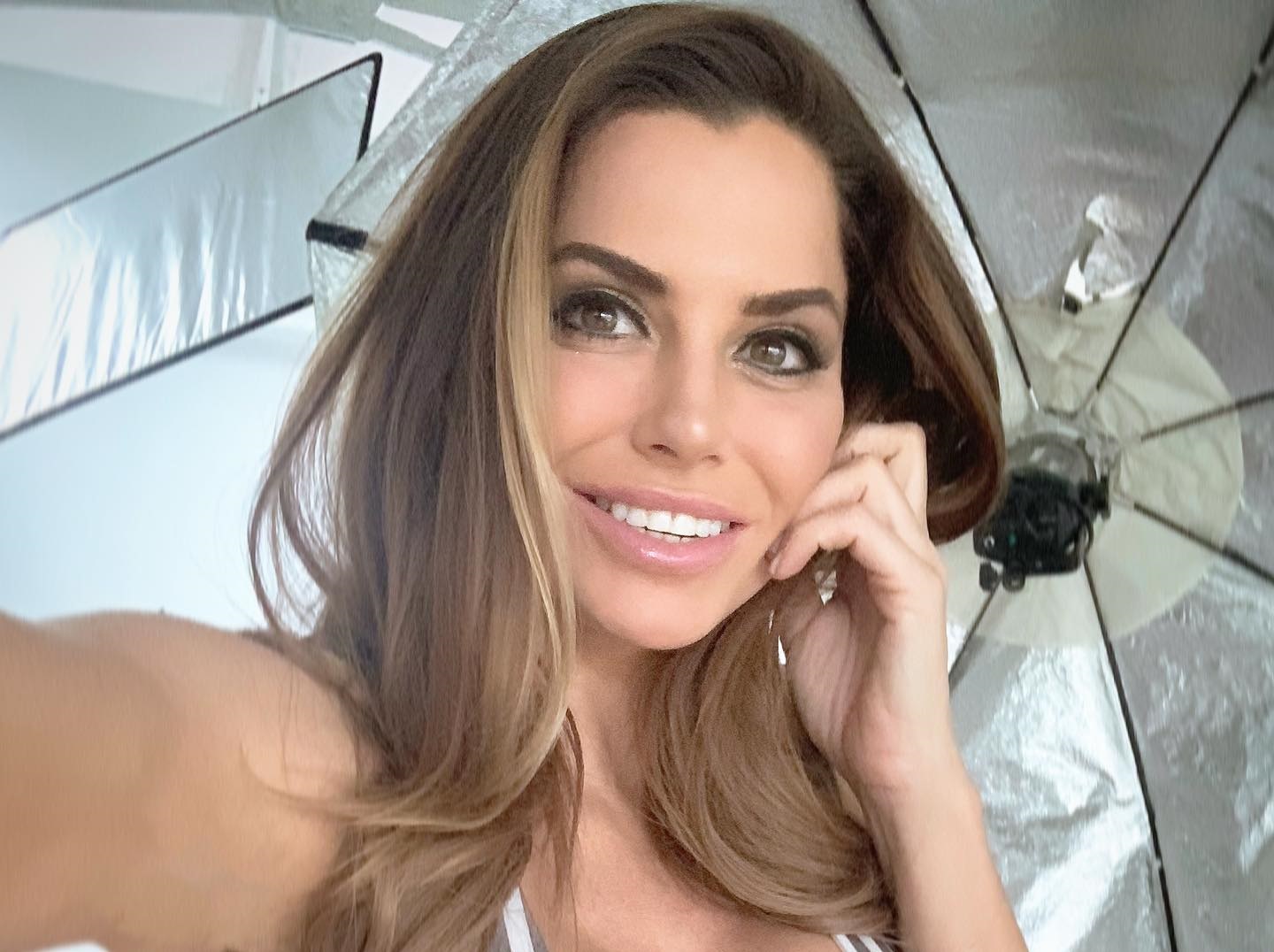 Louise Glover 24 Hottest Photo, Louise Glover 24 Sexy Photoshoot Louise Glover 23 Hottest Photo, Louise Glover 23 Sexiest Pictures