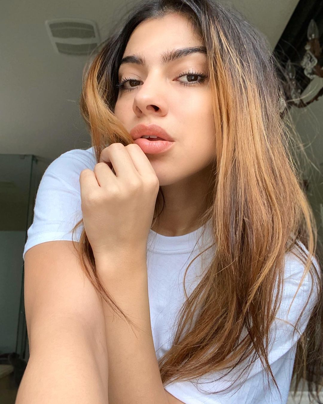 Nizhoni Cooley 20 Hottest Photo, Nizhoni Cooley 20 Sexy Photoshoot Nizhoni Cooley 19 Hottest Photo, Nizhoni Cooley 19 Sexiest Pictures