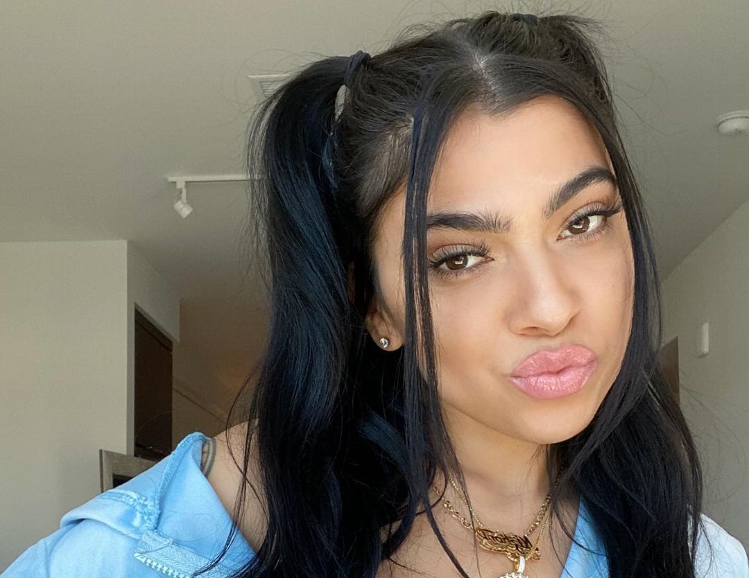 Nizhoni Cooley 26 Hottest Photo, Nizhoni Cooley 26 Sexy Photoshoot Nizhoni Cooley 25 Hottest Photo, Nizhoni Cooley 25 Sexiest Pictures