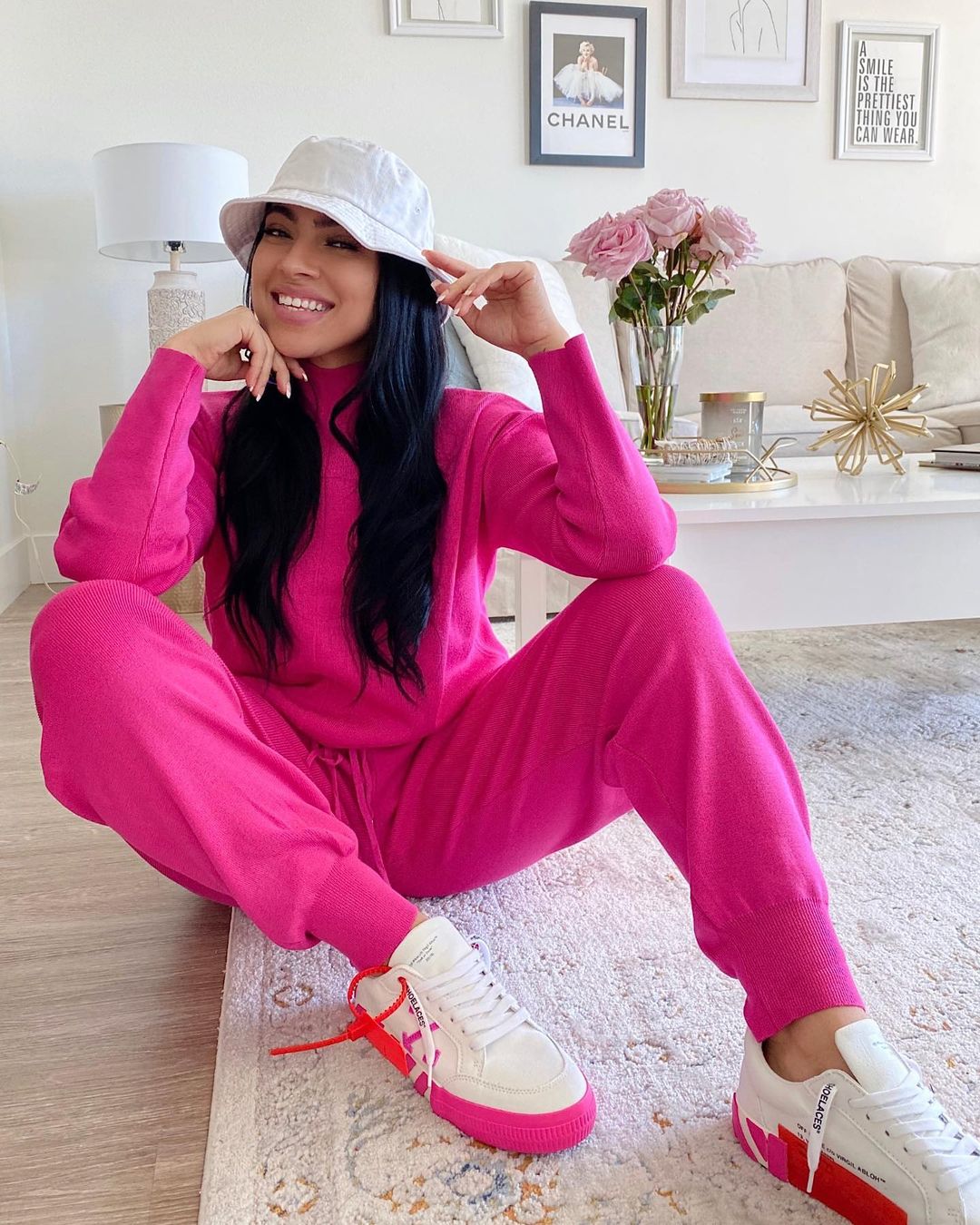 Nizhoni Cooley 10 Hottest Photo, Nizhoni Cooley 10 Sexy Photoshoot Nizhoni Cooley 9 Hottest Photo, Nizhoni Cooley 9 Sexiest Pictures