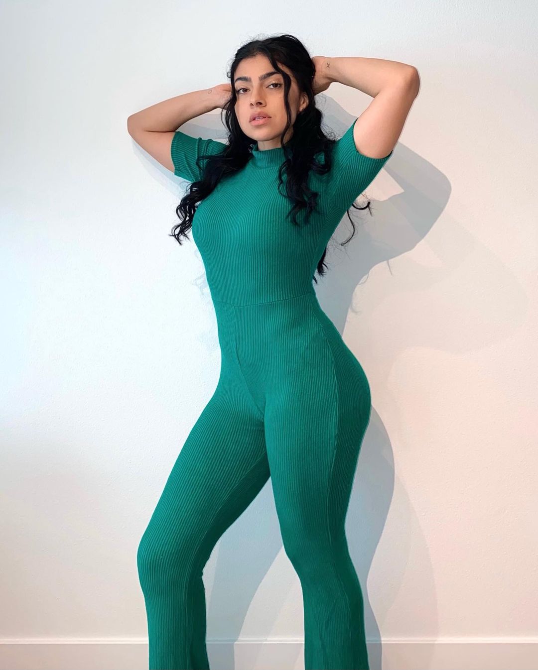 Nizhoni Cooley 14 Hottest Photo, Nizhoni Cooley 14 Sexy Photoshoot Nizhoni Cooley 13 Hottest Photo, Nizhoni Cooley 13 Sexiest Pictures