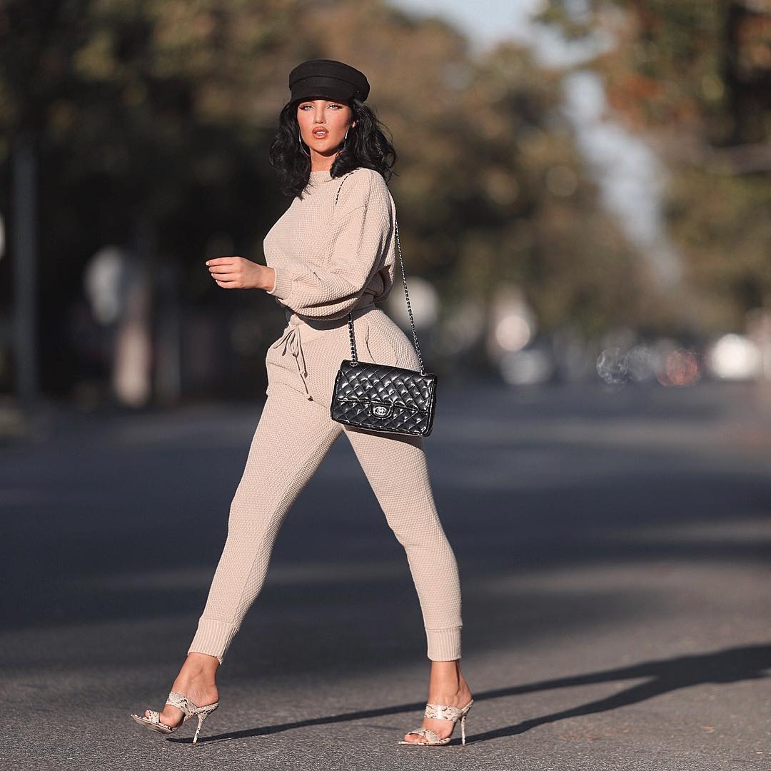 Natalie Halcro 10 Hottest Photo, Natalie Halcro 10 Sexy Photoshoot Natalie Halcro 9 Hottest Photo, Natalie Halcro 9 Sexiest Pictures