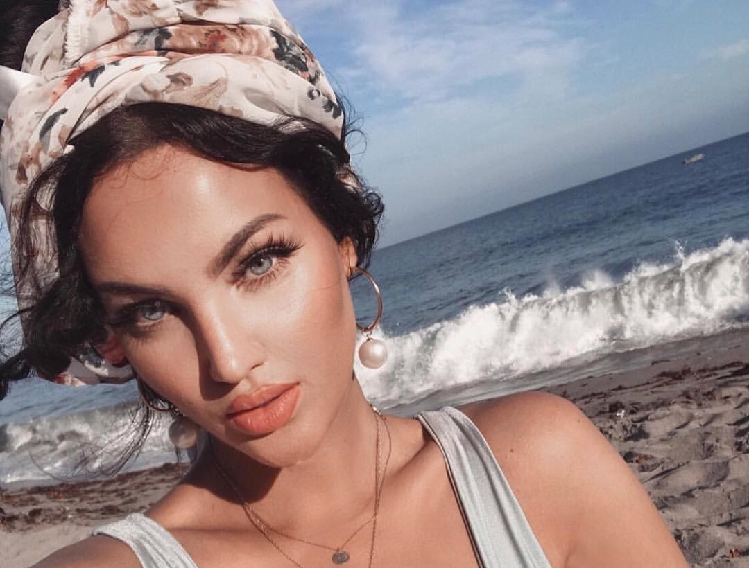 Natalie Halcro 24 Hottest Photo, Natalie Halcro 24 Sexy Photoshoot Natalie Halcro 23 Hottest Photo, Natalie Halcro 23 Sexiest Pictures