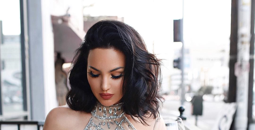 Natalie Halcro 38 Hottest Photo, Natalie Halcro 38 Sexy Photoshoot Natalie Halcro 37 Hottest Photo, Natalie Halcro 37 Sexiest Pictures