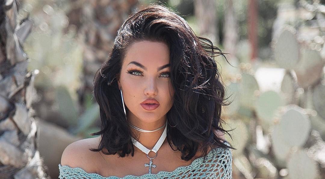 Natalie Halcro 12 Hottest Photo, Natalie Halcro 12 Sexy Photoshoot Natalie Halcro 11 Hottest Photo, Natalie Halcro 11 Sexiest Pictures