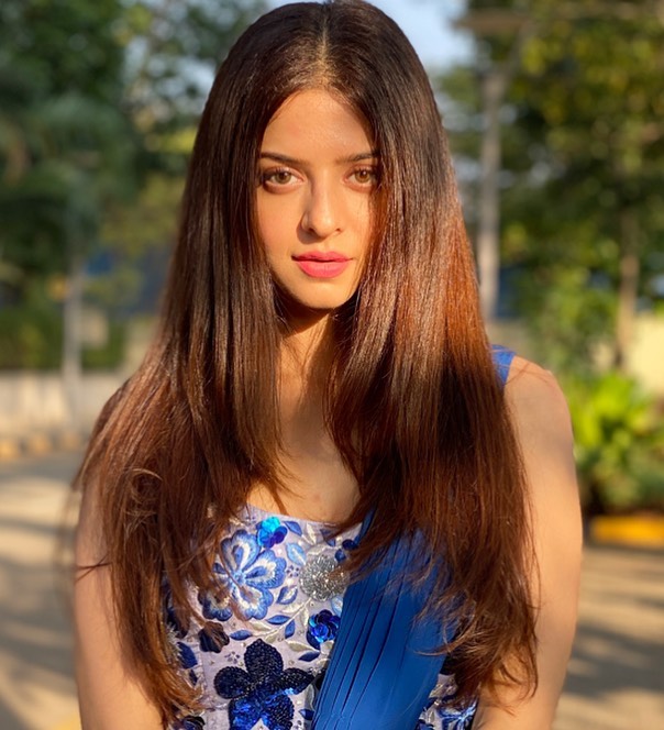 Vedhika4U 14 Hottest Photo, Vedhika4U 14 Sexy Photoshoot Vedhika4U 13 Hottest Photo, Vedhika4U 13 Sexiest Pictures