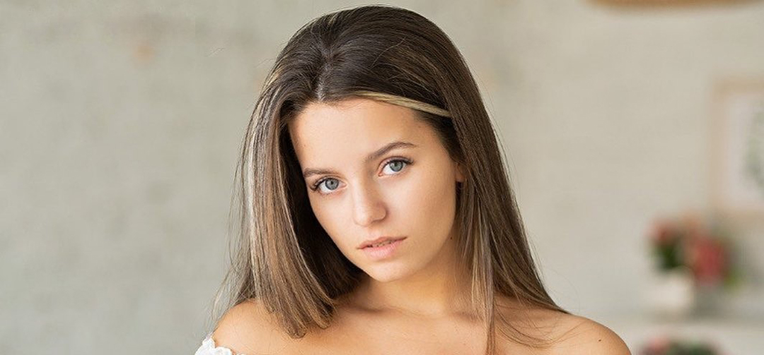 Ekaterina Alyabova 24 Hottest Photo, Ekaterina Alyabova 24 Sexy Photoshoot Ekaterina Alyabova 23 Hottest Photo, Ekaterina Alyabova 23 Sexiest Pictures