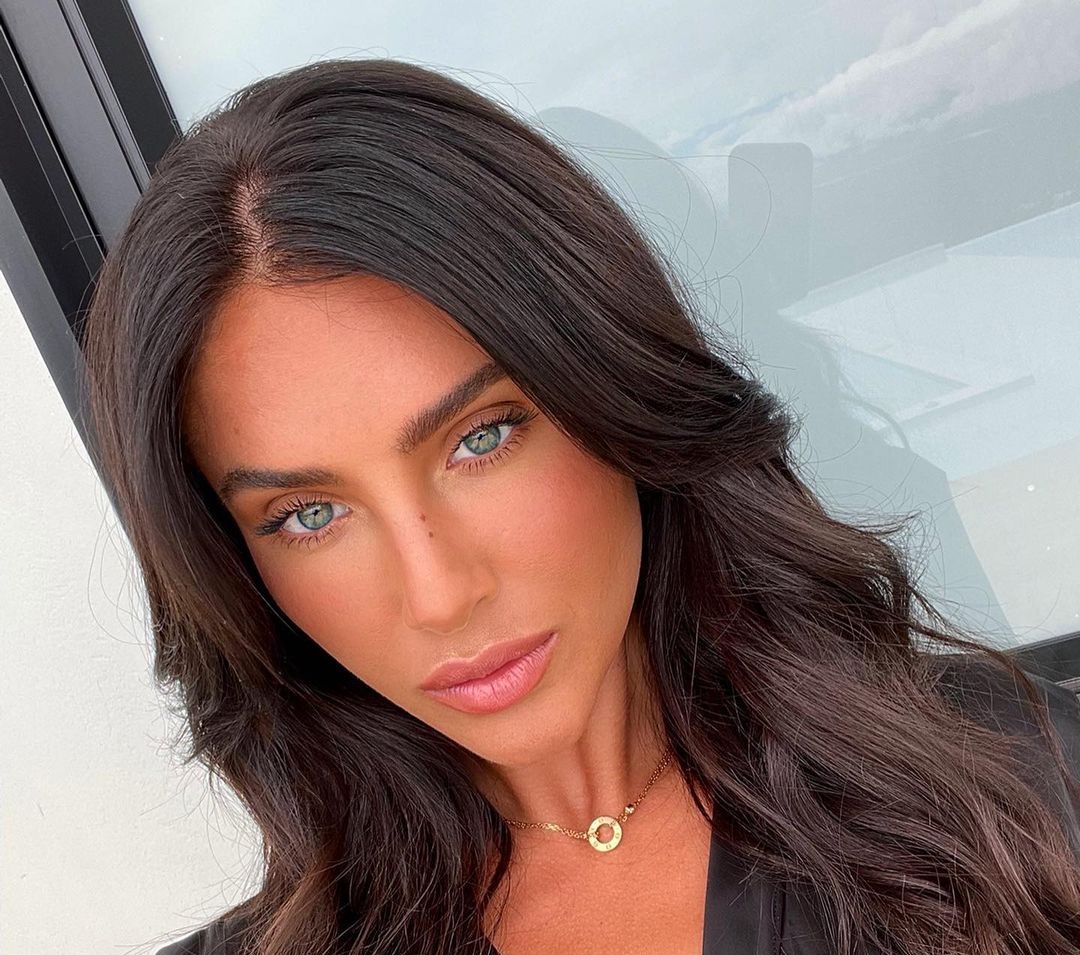 Bonnie Janina Mueller 32 Hottest Photo, Bonnie Janina Mueller 32 Sexy Photoshoot Bonnie Janina Mueller 31 Hottest Photo, Bonnie Janina Mueller 31 Sexiest Pictures