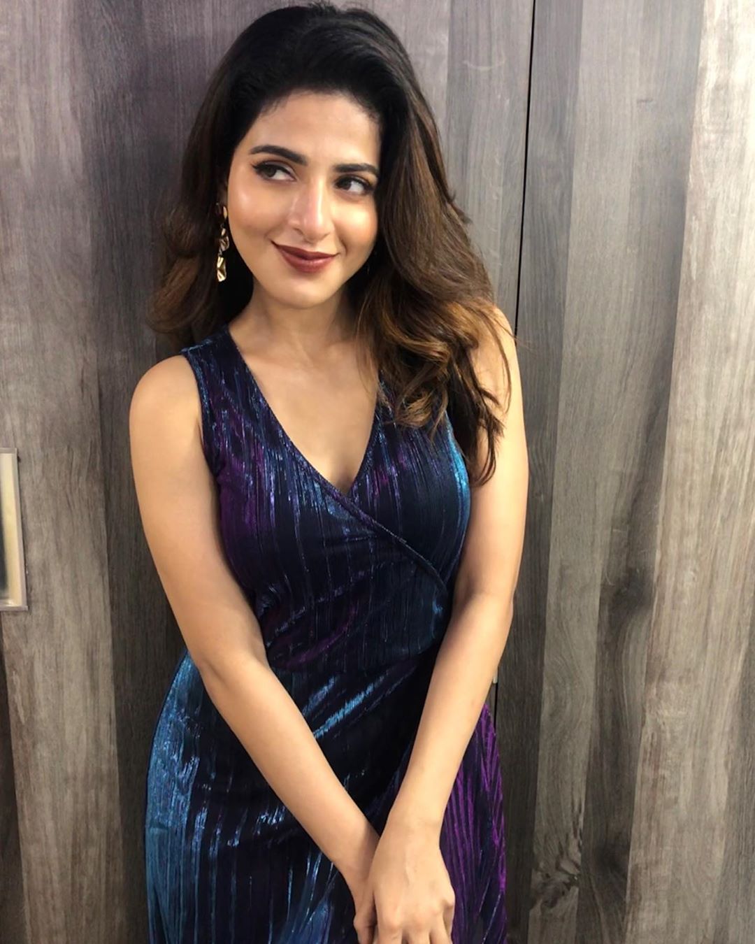 Iswarya Menon 16 Hottest Photo, Iswarya Menon 16 Sexy Photoshoot Iswarya Menon 15 Hottest Photo, Iswarya Menon 15 Sexiest Pictures