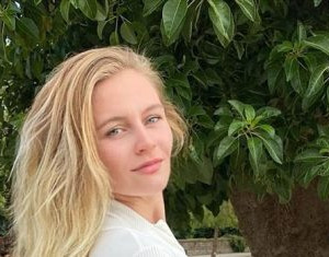 Vera Dijkmans 4 Hottest Photo, Vera Dijkmans 4 Sexy Photoshoot Vera Dijkmans 2 Hottest Photo, Vera Dijkmans 2 Sexiest Pictures